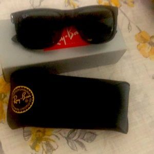 Ray ban  color black size 55 unisex